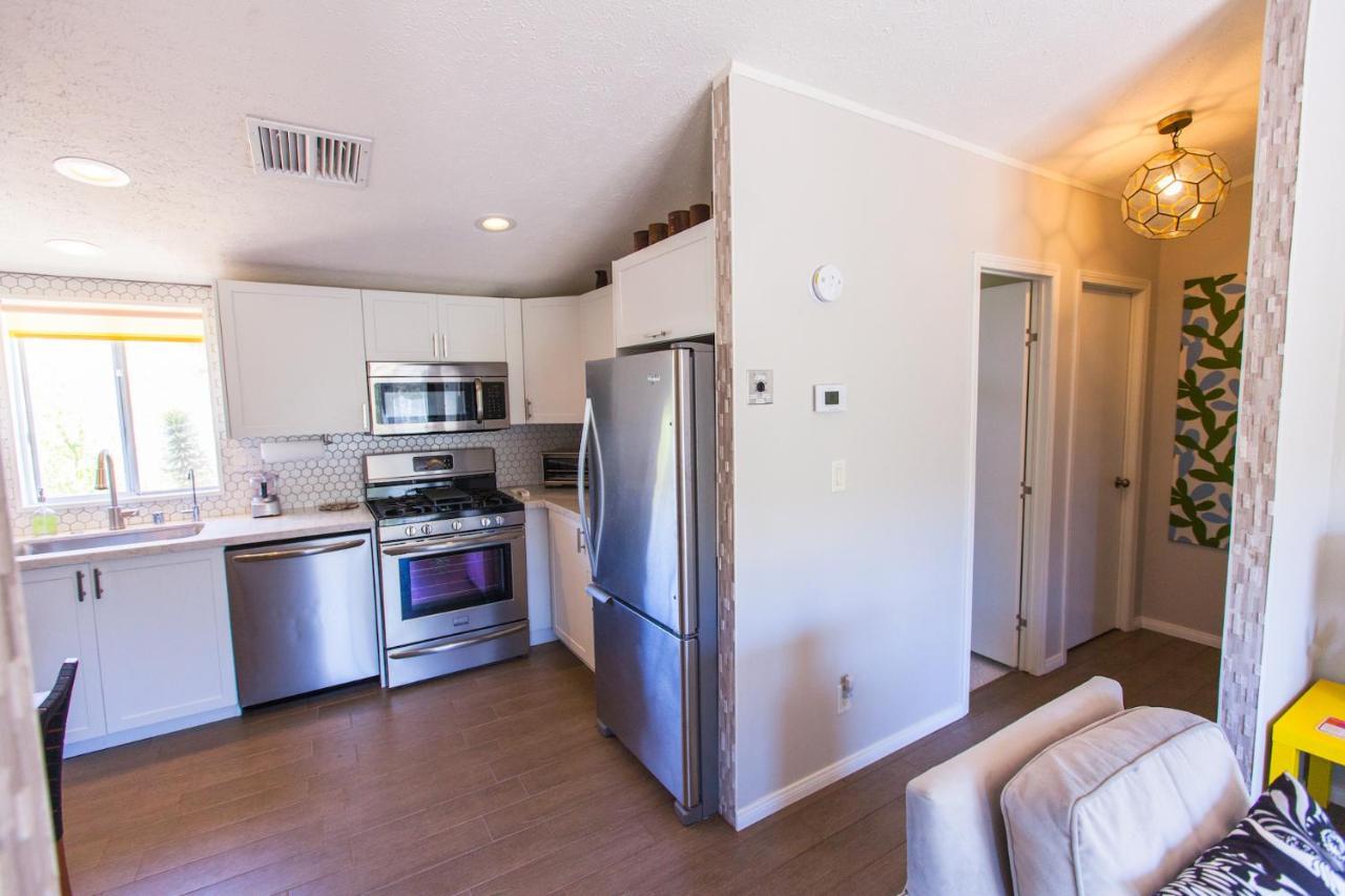@ Marbella Lane - 10 Acres Oasis Desert Retreat! Joshua Tree Bagian luar foto